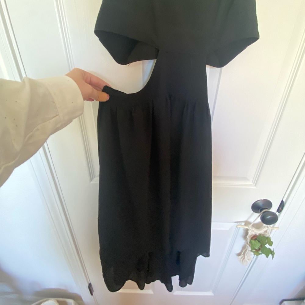 Black Cut Out Midi Dress - Picture 3 of 6